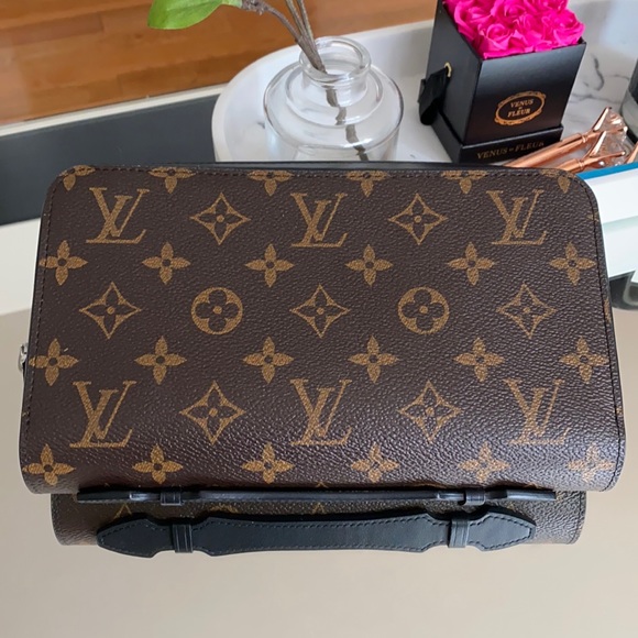 Louis Vuitton Handbags - Louis Vuitton Zippy XL Monogram Macassar